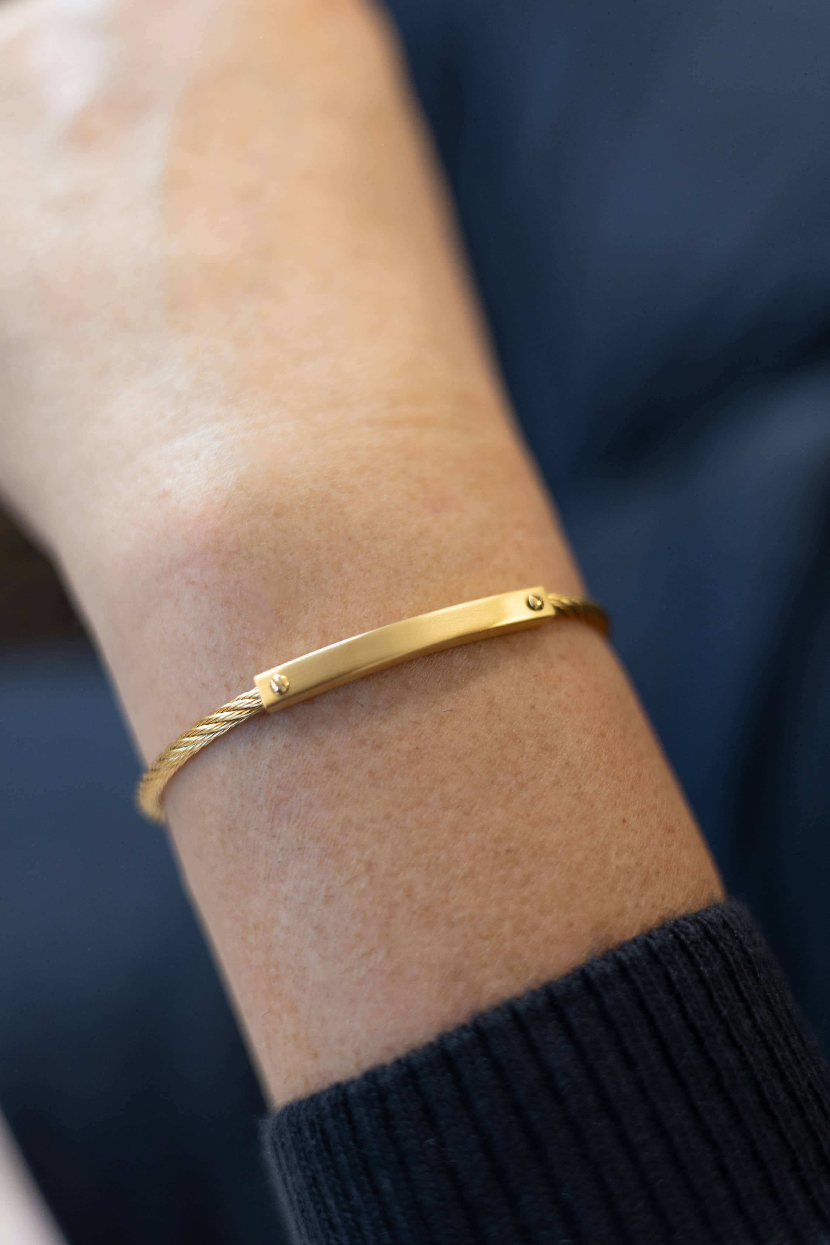 Bangle Gold Wire