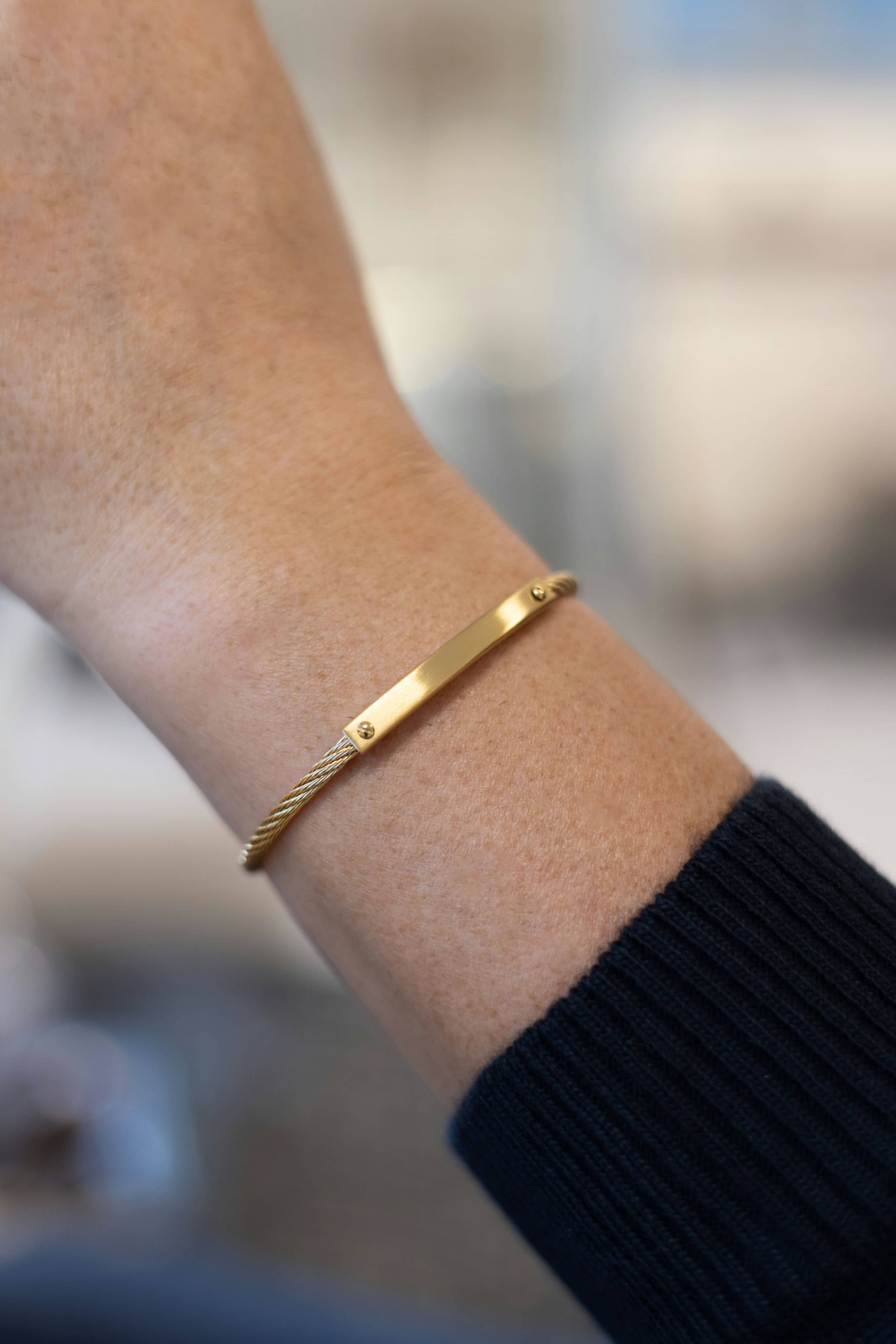 Bangle Gold Wire