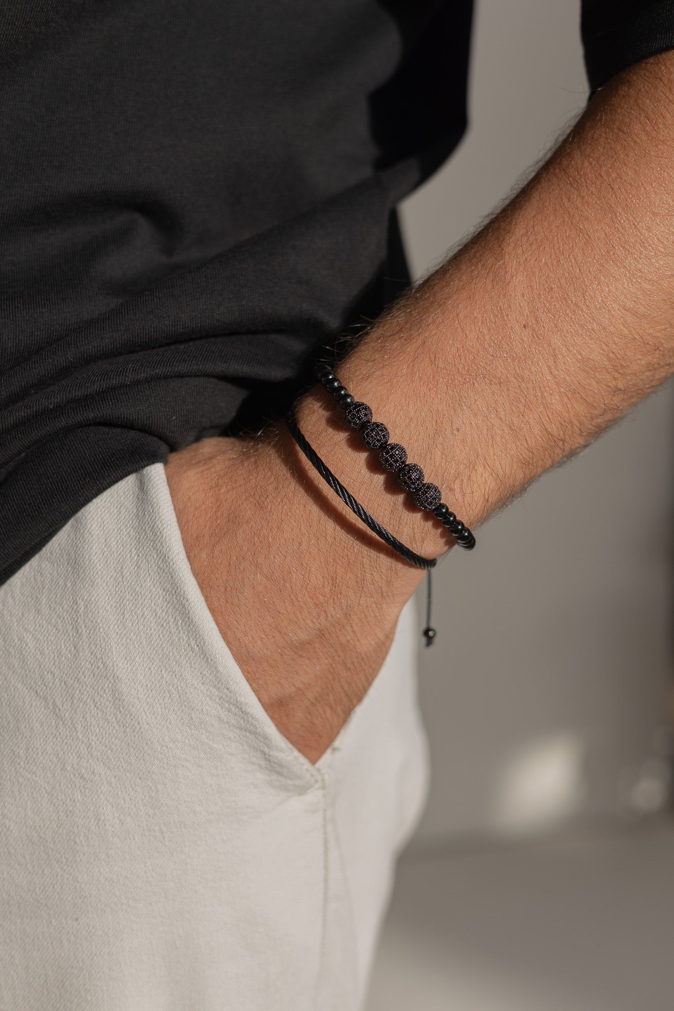 Bangle Black Wire