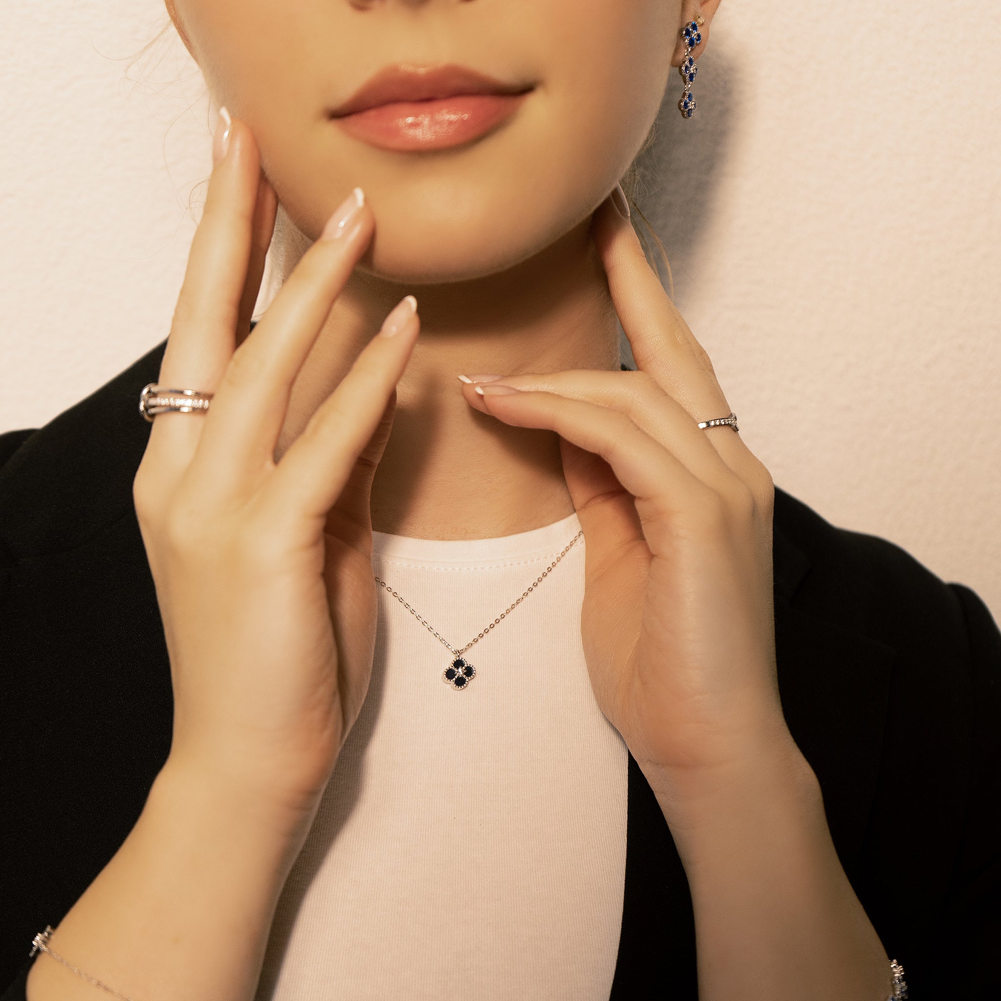 Halskette Nocturne Bloom