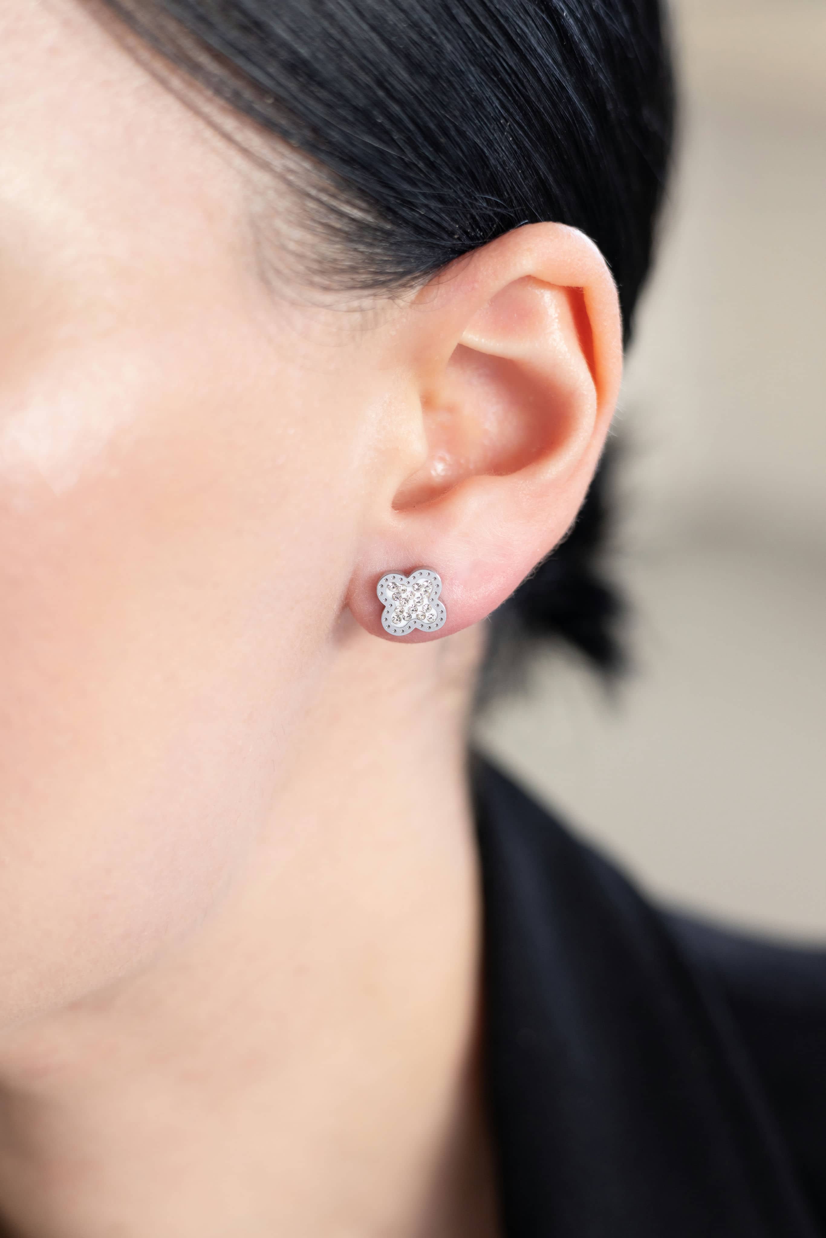 Crystal Clover stud earrings